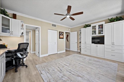 Condo in North Palm Beach, Florida, 2 bedrooms  № 2399981 - photo 19