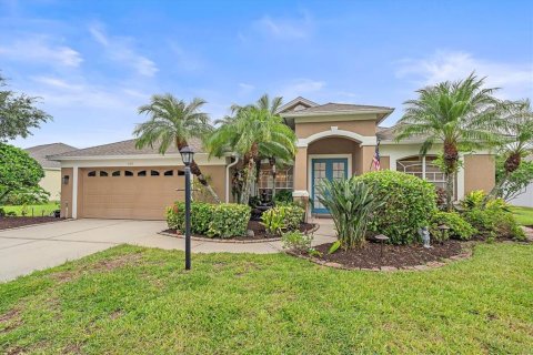House in Lakewood Ranch, Florida 3 bedrooms, 201.6 sq.m. № 2396300 - photo 2