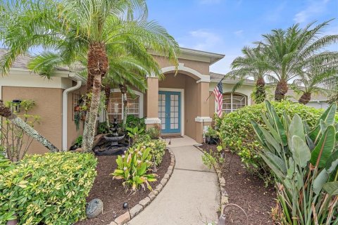 House in Lakewood Ranch, Florida 3 bedrooms, 201.6 sq.m. № 2396300 - photo 3