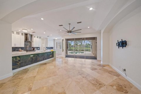 House in Lakewood Ranch, Florida 3 bedrooms, 201.6 sq.m. № 2396300 - photo 15