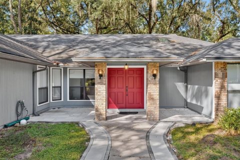 Villa ou maison à louer à Gainesville, Floride: 4 chambres, 277.41 m2 № 2418806 - photo 5