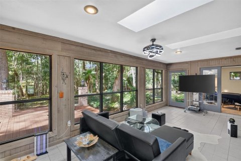 Villa ou maison à louer à Gainesville, Floride: 4 chambres, 277.41 m2 № 2418806 - photo 24