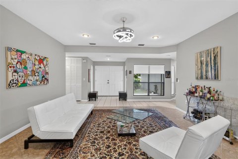 Villa ou maison à louer à Gainesville, Floride: 4 chambres, 277.41 m2 № 2418806 - photo 8