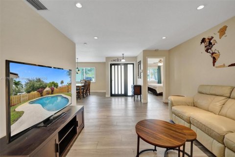 House in Cooper City, Florida 4 bedrooms, 161.65 sq.m. № 1667787 - photo 14