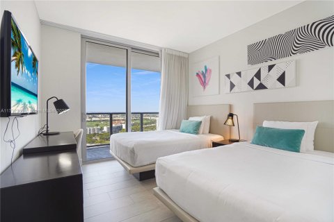 Condo in Hollywood, Florida, 3 bedrooms  № 1936515 - photo 25