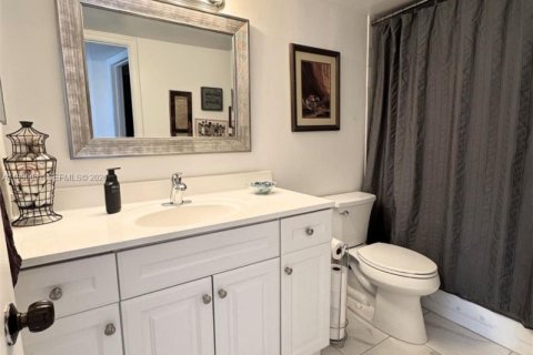 Copropriété à vendre à Lauderhill, Floride: 2 chambres, 99.41 m2 № 2056899 - photo 12