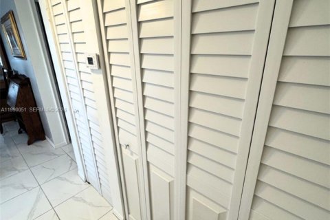 Copropriété à vendre à Lauderhill, Floride: 2 chambres, 99.41 m2 № 2056899 - photo 18