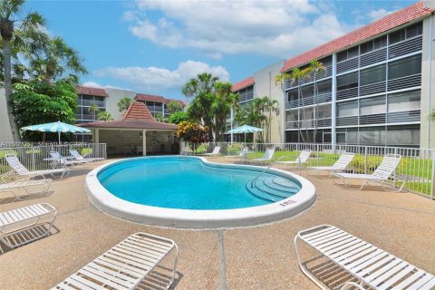 Copropriété à vendre à Lauderhill, Floride: 2 chambres, 99.41 m2 № 2056899 - photo 26
