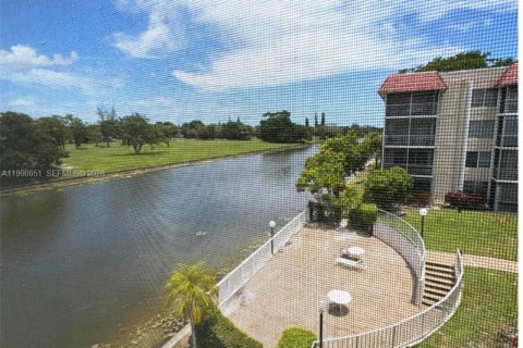Copropriété à vendre à Lauderhill, Floride: 2 chambres, 99.41 m2 № 2056899 - photo 21