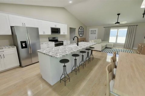 House in Ocklawaha, Florida 3 bedrooms, 131.18 sq.m. № 1908277 - photo 2