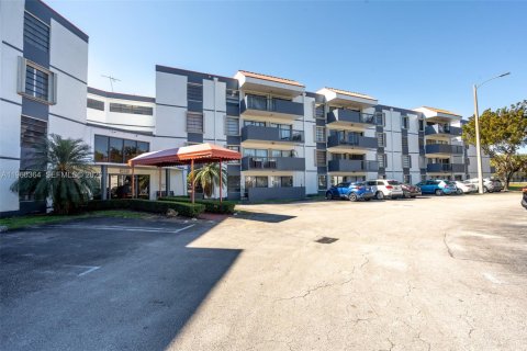 Copropriété à vendre à Miami, Floride: 2 chambres, 108.7 m2 № 2024761 - photo 9