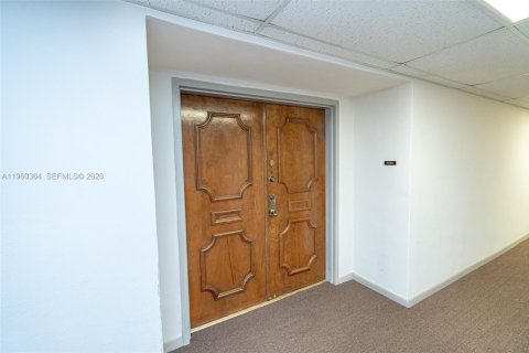 Copropriété à vendre à Miami, Floride: 2 chambres, 108.7 m2 № 2024761 - photo 14