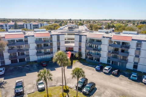 Copropriété à vendre à Miami, Floride: 2 chambres, 108.7 m2 № 2024761 - photo 22