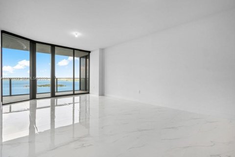 Condominio en alquiler en Miami, Florida, 3 dormitorios № 1992337 - foto 25