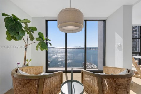 Condominio en alquiler en Miami, Florida, 3 dormitorios, 201.78 m2 № 2032876 - foto 11