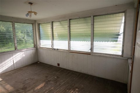 House in Land O' Lakes, Florida 3 bedrooms, 121.14 sq.m. № 2312291 - photo 9
