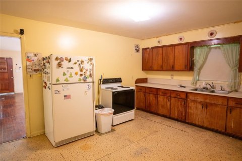 House in Land O' Lakes, Florida 3 bedrooms, 121.14 sq.m. № 2312291 - photo 17