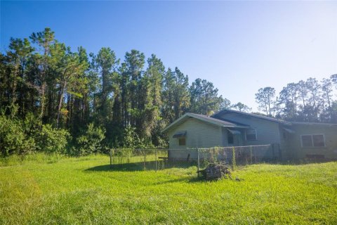 House in Land O' Lakes, Florida 3 bedrooms, 121.14 sq.m. № 2312291 - photo 22