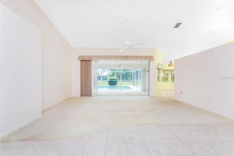 House in Punta Gorda, Florida 3 bedrooms, 179.3 sq.m. № 1901037 - photo 6