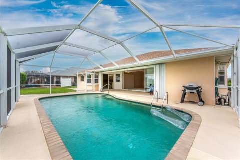 House in Punta Gorda, Florida 3 bedrooms, 179.3 sq.m. № 1901037 - photo 22