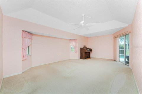 House in Punta Gorda, Florida 3 bedrooms, 179.3 sq.m. № 1901037 - photo 26