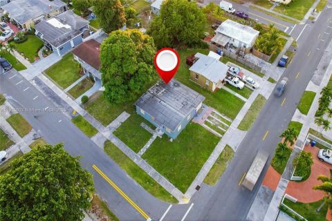 Casa en venta en Pompano Beach, Florida, 3 dormitorios, 127.55 m2 № 1974614 - foto 12