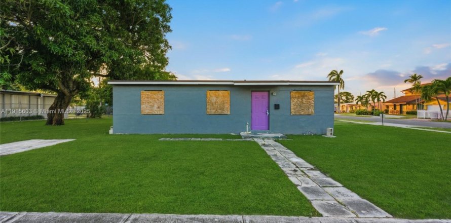 Casa en Pompano Beach, Florida 3 dormitorios, 127.55 m2 № 1974614