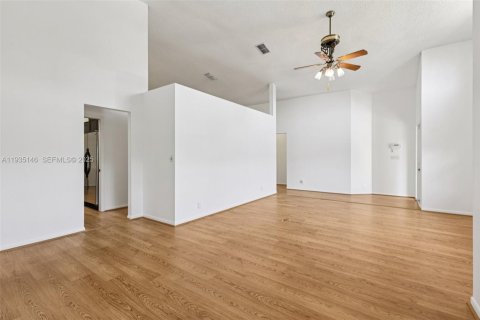 Casa en venta en Davie, Florida, 3 dormitorios, 202.71 m2 № 1993952 - foto 6