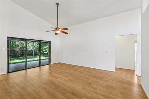 Casa en venta en Davie, Florida, 3 dormitorios, 202.71 m2 № 1993952 - foto 14