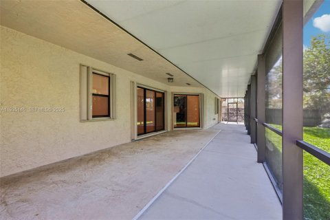 Casa en venta en Davie, Florida, 3 dormitorios, 202.71 m2 № 1993952 - foto 29