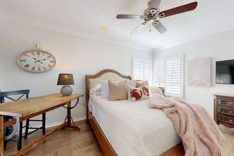 Condo in Ormond Beach, Florida, 2 bedrooms  № 2230785 - photo 18