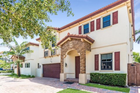 Casa en venta en Homestead, Florida, 4 dormitorios, 258.27 m2 № 2054653 - foto 19