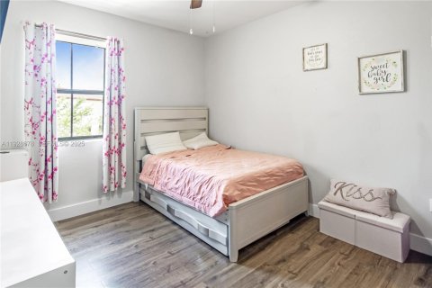 Casa en venta en Homestead, Florida, 4 dormitorios, 258.27 m2 № 2054653 - foto 12