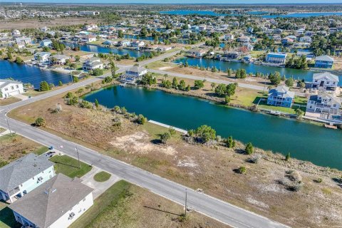 Land in Hernando Beach, Florida № 1657992 - photo 15