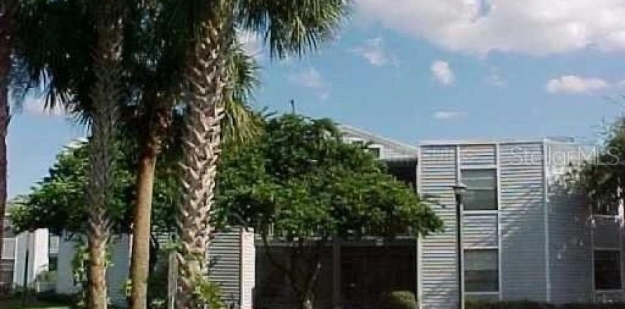 Condo in Orlando, Florida, 2 bedrooms  № 1657257