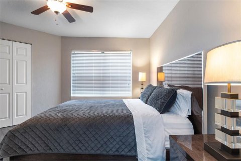 Condo in Orlando, Florida, 2 bedrooms  № 1657257 - photo 11