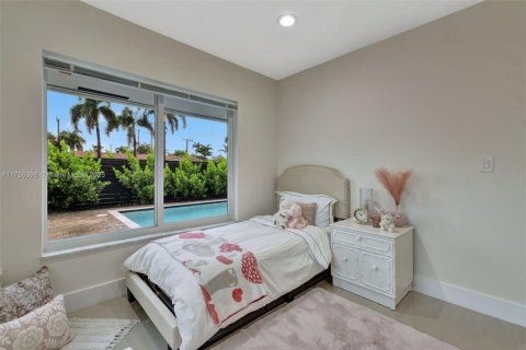 House in Fort Lauderdale, Florida 4 bedrooms, 161.19 sq.m. № 1502655 - photo 19