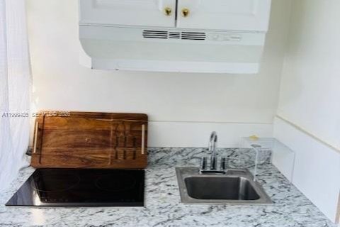 Apartamento en alquiler en Davie, Florida, 1 dormitorio № 2064163 - foto 7