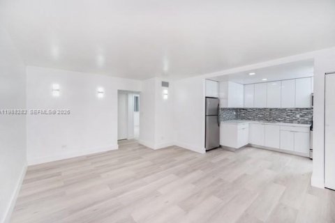 Condominio en alquiler en Cutler Bay, Florida, 2 dormitorios, 71.07 m2 № 2050337 - foto 5