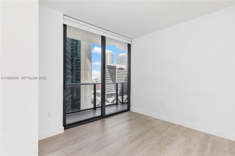 Condominio en alquiler en Miami, Florida, 2 dormitorios, 73.21 m2 № 2001780 - foto 25