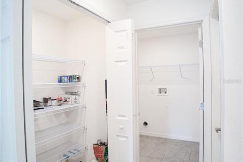Casa en venta en Deltona, Florida, 3 dormitorios, 183.48 m2 № 1735045 - foto 20
