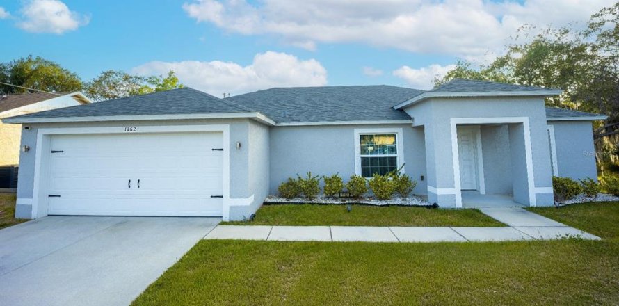 Casa en Deltona, Florida 3 dormitorios, 183.48 m2 № 1735045