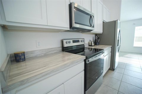 Casa en venta en Deltona, Florida, 3 dormitorios, 183.48 m2 № 1735045 - foto 16
