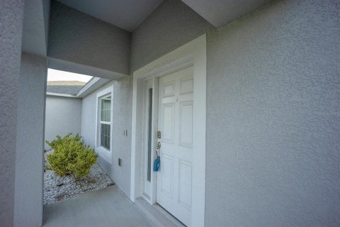 Casa en venta en Deltona, Florida, 3 dormitorios, 183.48 m2 № 1735045 - foto 5