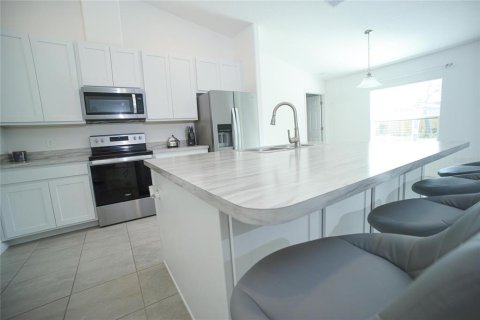 Casa en venta en Deltona, Florida, 3 dormitorios, 183.48 m2 № 1735045 - foto 17