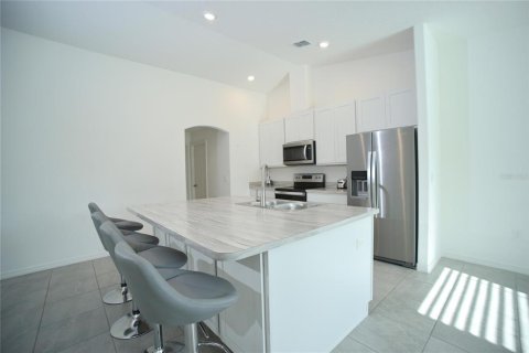 Casa en venta en Deltona, Florida, 3 dormitorios, 183.48 m2 № 1735045 - foto 19