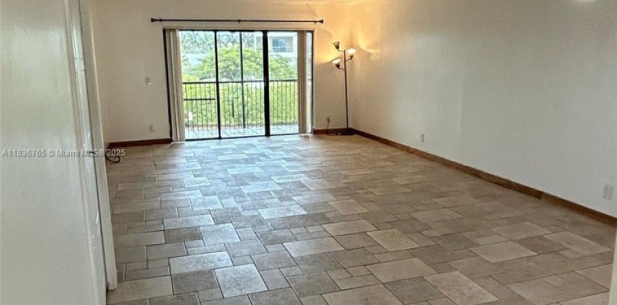 Condo à Weston, Floride, 2 chambres № 1820385