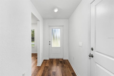 House in Port Charlotte, Florida 3 bedrooms, 117.99 sq.m. № 646012 - photo 4