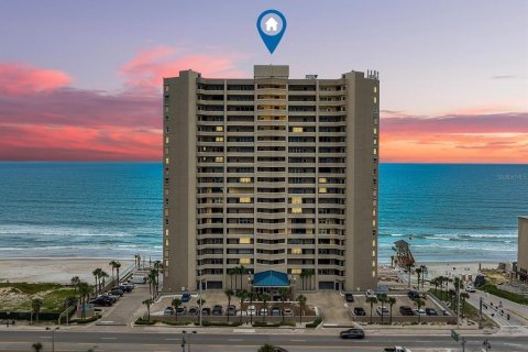 Copropriété à vendre à Daytona Beach Shores, Floride: 2 chambres, 150.22 m2 № 1243661 - photo 2