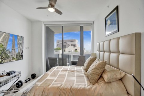 Condominio en venta en Miami, Florida, 3 dormitorios, 192.87 m2 № 1861168 - foto 23